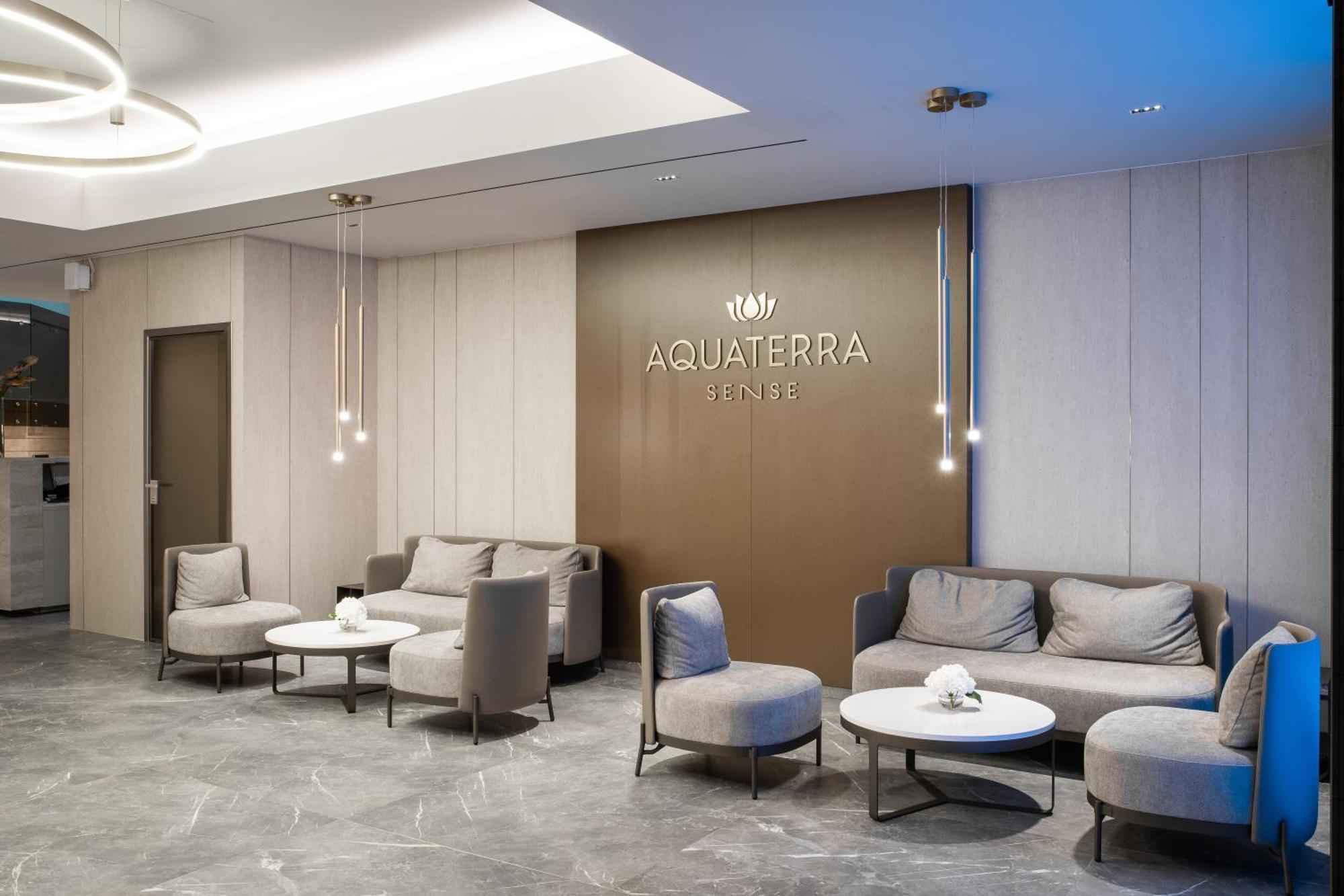 Aquaperla Hotel & Spa Chişinau Exteriör bild