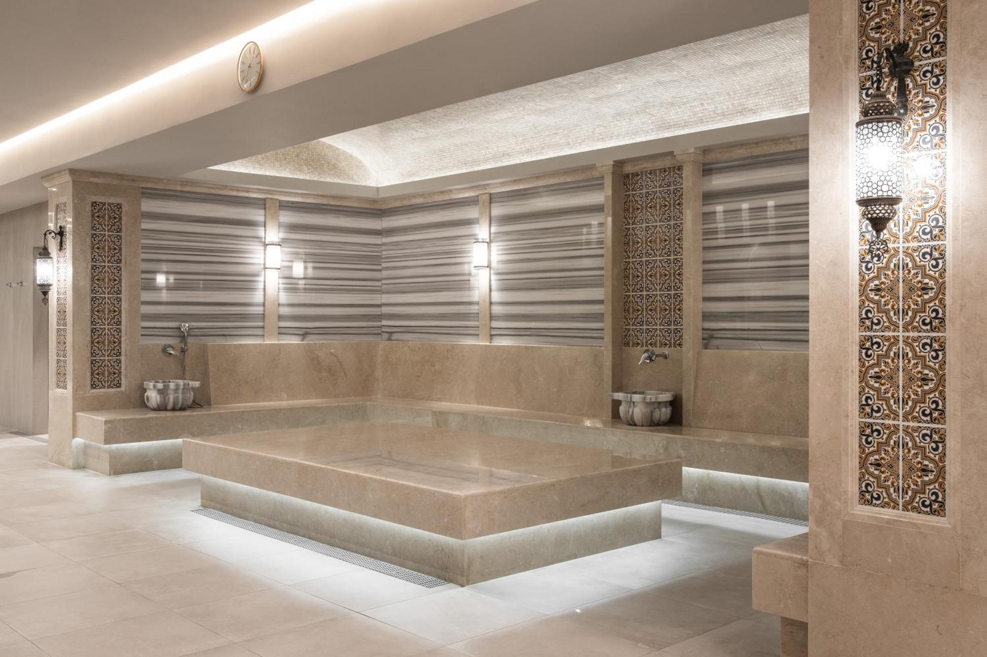 Aquaperla Hotel & Spa Chişinau Exteriör bild